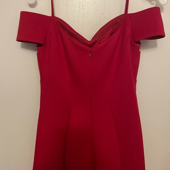 David’s Bridal Cocktail/Prom dress. Worn once. Size 1. Not altered. Zip back. - Picture 4 of 5